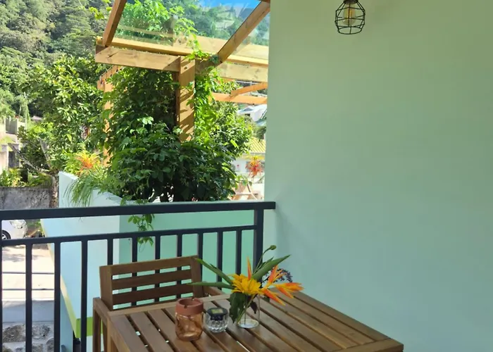 Apartment Mj Retreats Beau Vallon (Mahe)