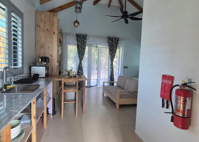 Mj Retreats Apartment Beau Vallon (Mahe)